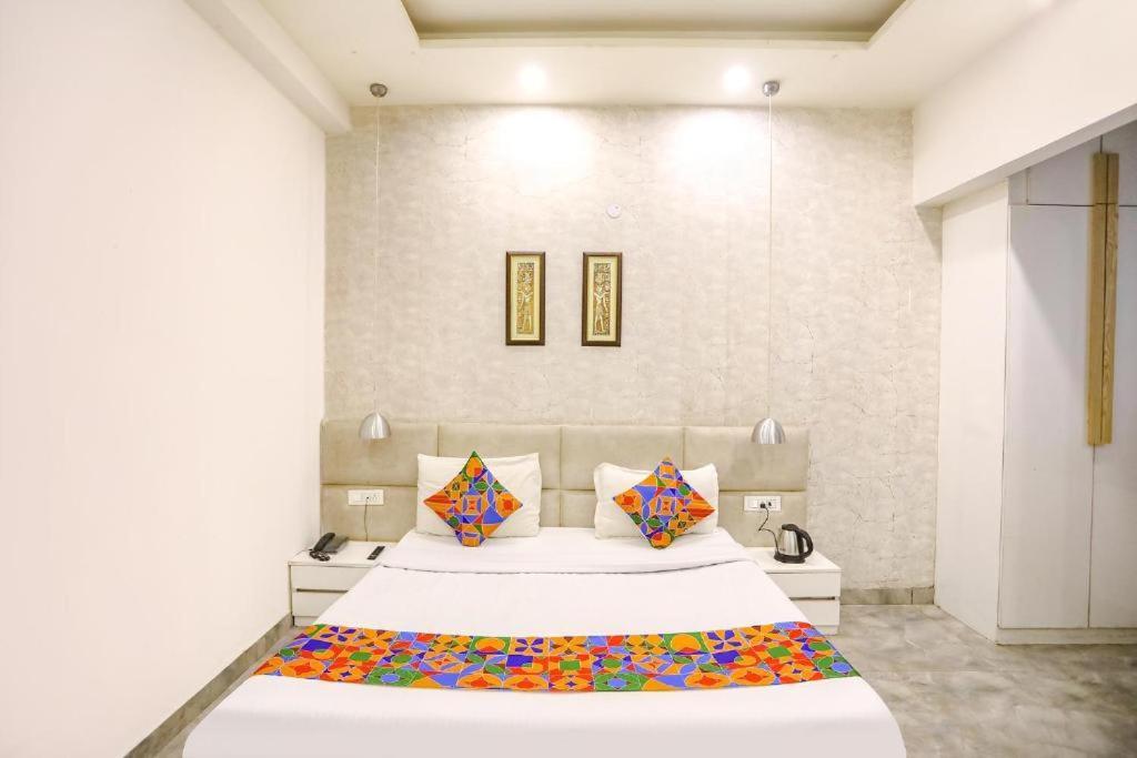 Hotel Konark A Family Stay Aerocity New Delhi Exteriör bild
